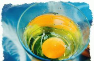 Czy możliwe jest usunięcie szkody?  Usuń zepsucie za pomocą jajka.  Jak samodzielnie usunąć złe oko w domu